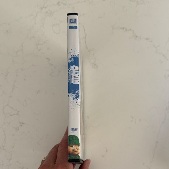 Alvin and the Chipmunks: Chipwrecked DVD - Picture 5 of 5